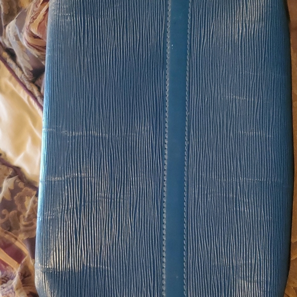 Louis vuitton crossberry blue -leather 35 tote bag keys brand new dust cover - Picture 6 of 16